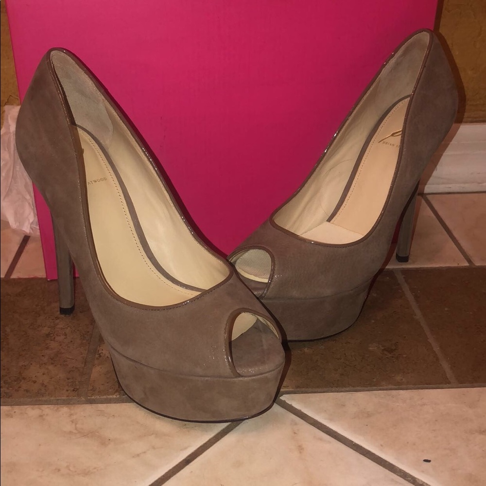 Suede Platform Pumps!